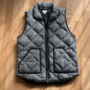 J Crew Vest Quilted Puffer Gray White Herringbone Sleeveless Jacket Size Small